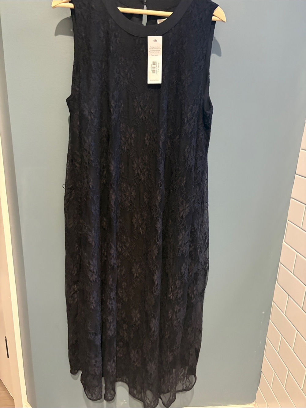 Amour Vert Sleeveless Black Lace Midi Dress - nwt
